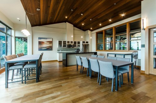 801-3335 Cypress Place, West Vancouver, BC 
