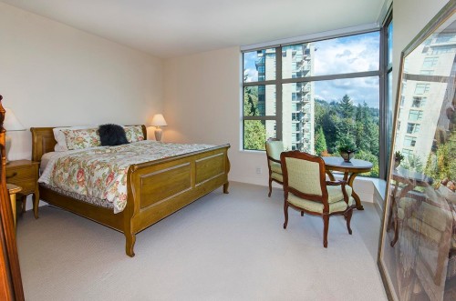 801-3335 Cypress Place, West Vancouver, BC 