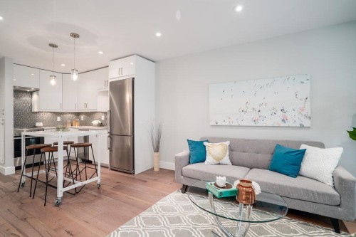208-1425 Cypress Street, Vancouver, BC 
