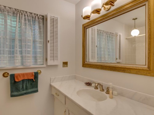 3904 Westridge Avenue, West Vancouver, BC 