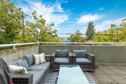 107-3280 Broadway W, Vancouver, BC 