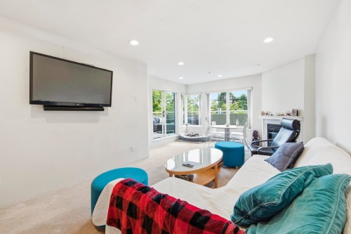 107-3280 Broadway W, Vancouver, BC 