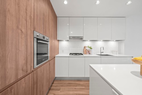 2208-4650 Brentwood Boulevard, Burnaby, BC 
