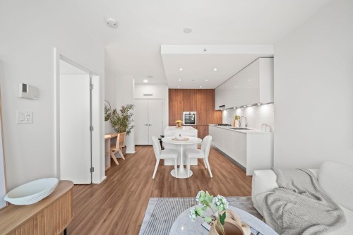 2208-4650 Brentwood Boulevard, Burnaby, BC 