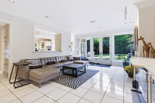 1330 Minto Crescent, Vancouver, BC 