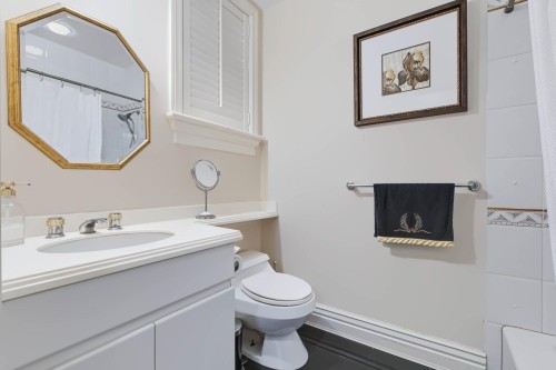 1330 Minto Crescent, Vancouver, BC 