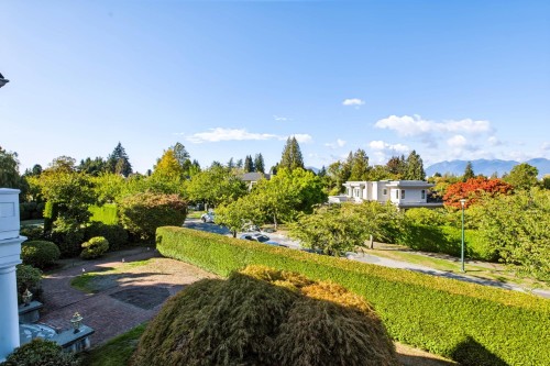 1330 Minto Crescent, Vancouver, BC 