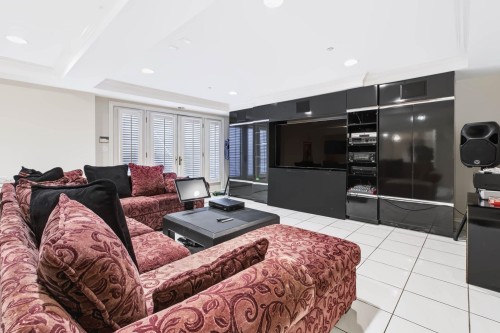 1330 Minto Crescent, Vancouver, BC 