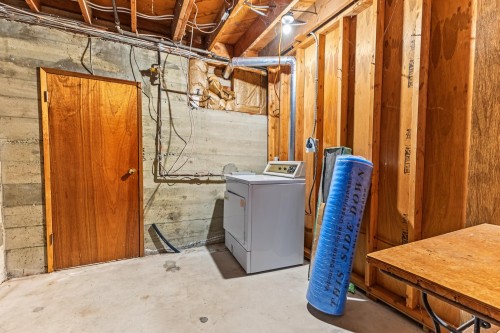 410 Ashley Street, Coquitlam, BC 