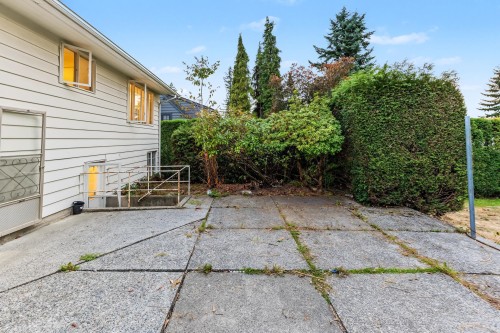 410 Ashley Street, Coquitlam, BC 