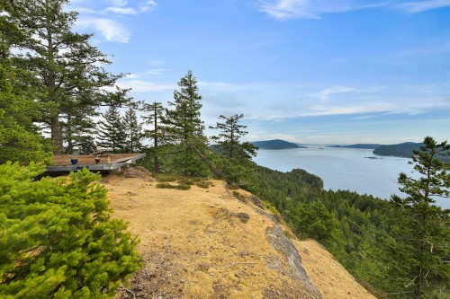 470 Heck Hill Road, Mayne Island, BC 