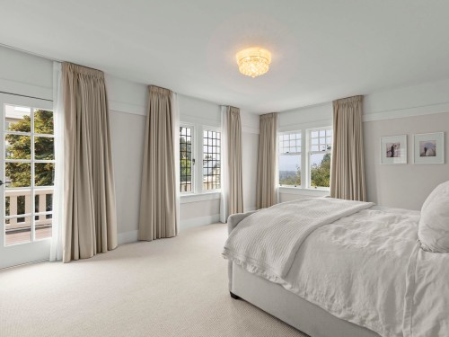 5112 Maple Street, Vancouver, BC 