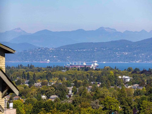 5112 Maple Street, Vancouver, BC 