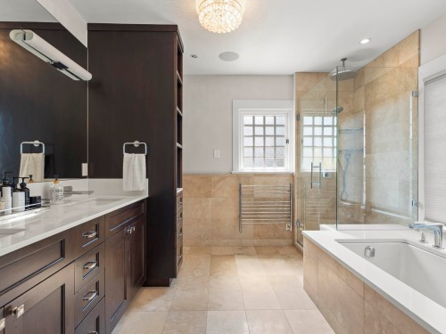5112 Maple Street, Vancouver, BC 