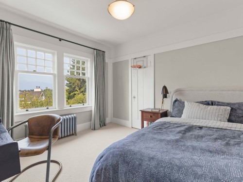 5112 Maple Street, Vancouver, BC 