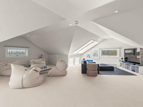 5112 Maple Street, Vancouver, BC 