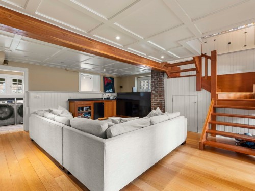 5112 Maple Street, Vancouver, BC 