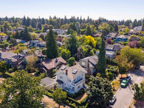 5112 Maple Street, Vancouver, BC 