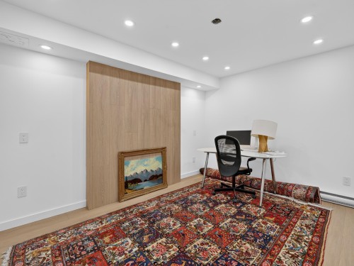 1-2206 Folkestone Way, West Vancouver, BC 