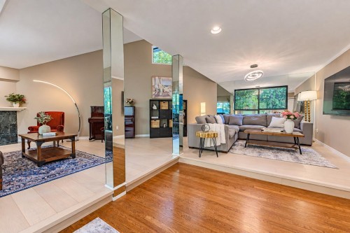4739 Woodgreen Drive, West Vancouver, BC 