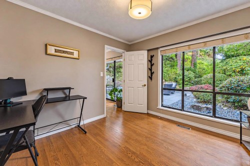 4739 Woodgreen Drive, West Vancouver, BC 