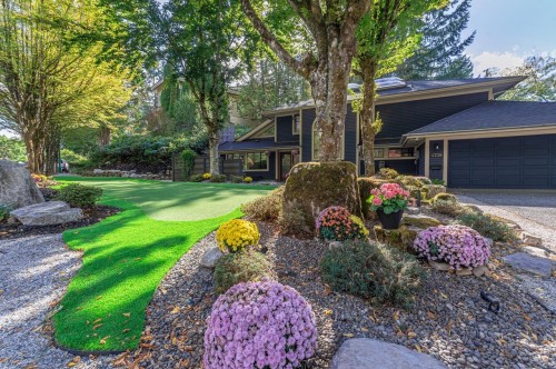 4739 Woodgreen Drive, West Vancouver, BC 