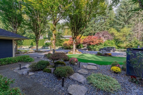 4739 Woodgreen Drive, West Vancouver, BC 