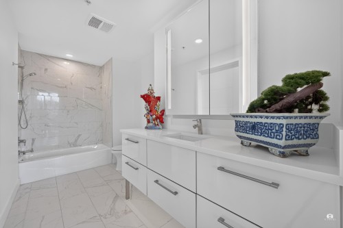 671-438 King Edward Avenue W, Vancouver, BC 