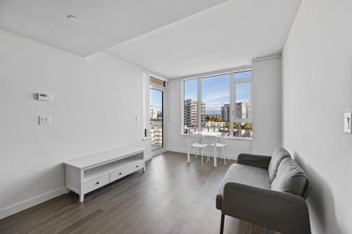 1007-7468 Lansdowne Road, Richmond, BC 