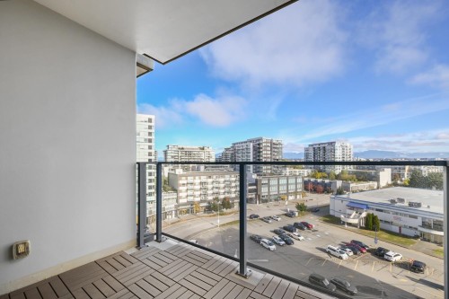 1007-7468 Lansdowne Road, Richmond, BC 