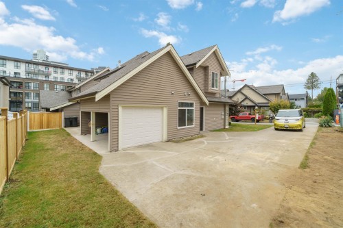 702 Grover Avenue, Coquitlam, BC 