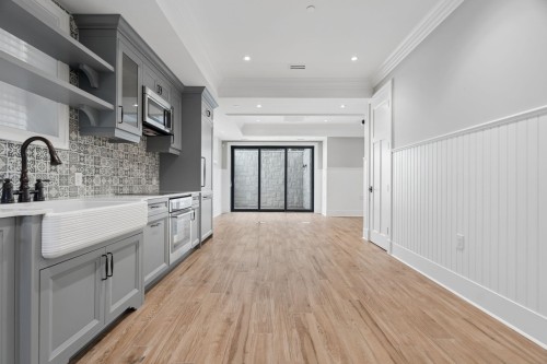 993 Broughton Street, Vancouver, BC 