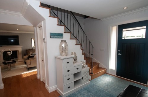 5296 Ranger Avenue , North Vancouver, BC V7R 3M6 3