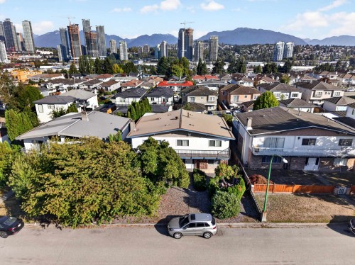 5275 Schou Street, Burnaby, BC 