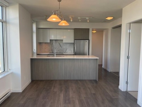 809-6461 Telford Avenue, Burnaby, BC 