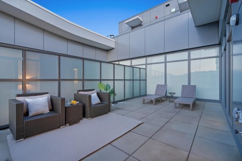 4402-4720 Lougheed Highway, Burnaby, BC 