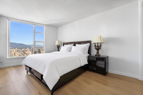 5602-1289 Hornby Street, Vancouver, BC 