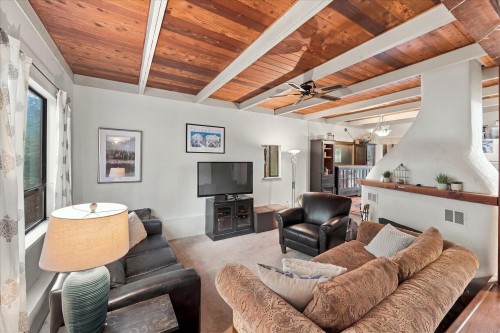 6533 Balsam Way, Whistler, BC 