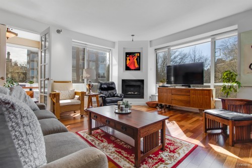 401-2628 Ash Street, Vancouver, BC 