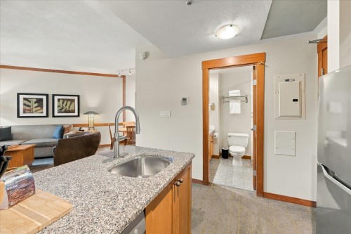 520-4320 Sundial Crescent, Whistler, BC 