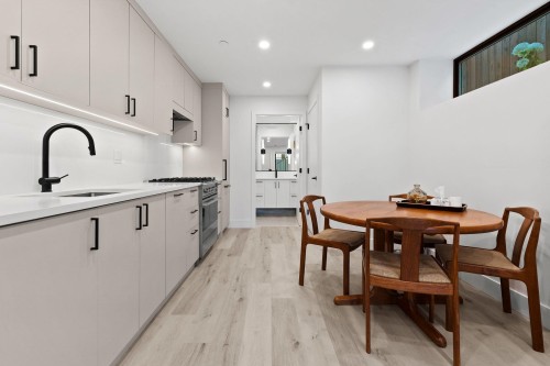 2987 40Th Avenue W, Vancouver, BC 