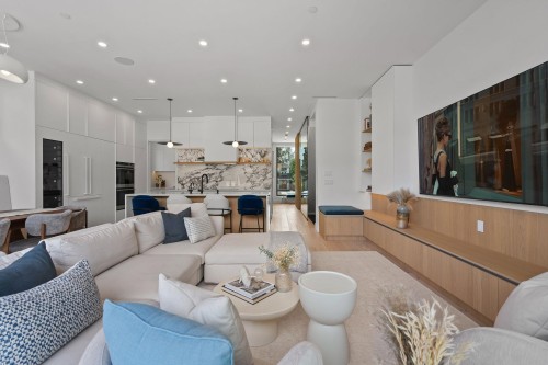 2987 40Th Avenue W, Vancouver, BC 