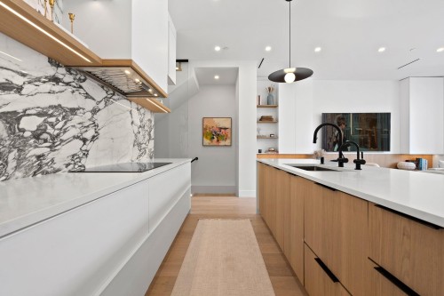 2987 40Th Avenue W, Vancouver, BC 