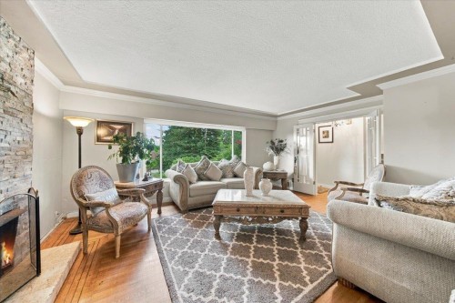 6009 Elgin Avenue, Burnaby, BC 