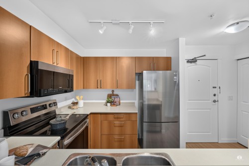 301-3575 Euclid Avenue Avenue, Vancouver, BC 