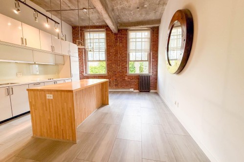 210-546 Beatty Street , Vancouver, BC V6B 2L3 5