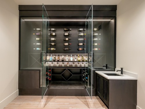 9333 Warbler Way, Whistler, BC 