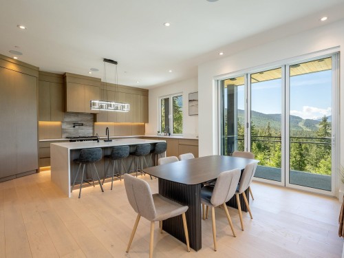 9333 Warbler Way, Whistler, BC 