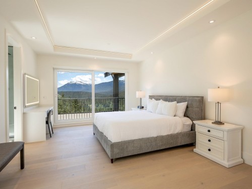 9333 Warbler Way, Whistler, BC 