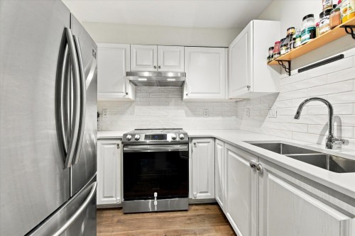 323-760 Kingsway, Vancouver, BC 